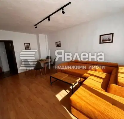 Снимка 2 — Тристаен апартамент в Благоев, Освобождение