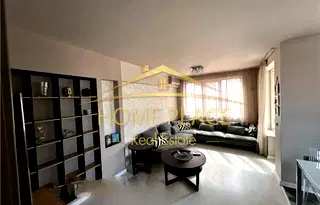 Тристаен апартамент във Варна, Погреби