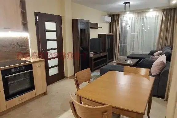 3-bedroom apartment in Plovdiv, Proslav