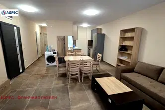 Тристаен апартамент в Плевен, Широк център