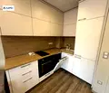 Снимка 3 — Тристаен апартамент с две тераси в района на Червения площад, Варна