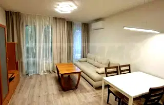 Тристаен апартамент с две тераси в кв. Червен площад, Варна