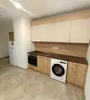 Тристаен апартамент с удобна локация в кв. Витоша, София