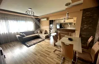 Тристаен апартамент с две паркоместа в кв. Витоша, София