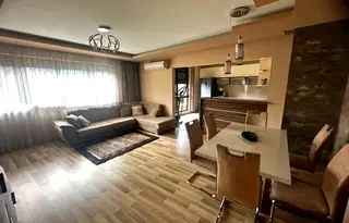 Тристаен апартамент в София, Витоша
