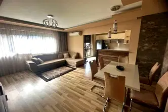 Тристаен апартамент в София, Витоша