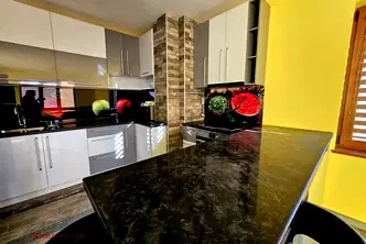 Тристаен апартамент във Варна, Възраждане 3