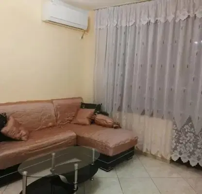 Снимка 5 — Тристаен апартамент с обзавеждане в кв. Възраждане, Бургас