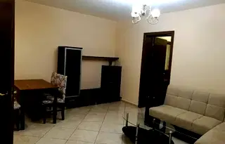 Тристаен апартамент с обзавеждане в кв. Възраждане, Бургас