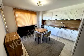 Тристаен апартамент във Велико Търново, Зона Б