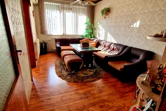 Тристаен апартамент в Габрово, Севлиево