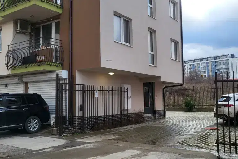 Гараж/Паркомясто в София, Малинова долина