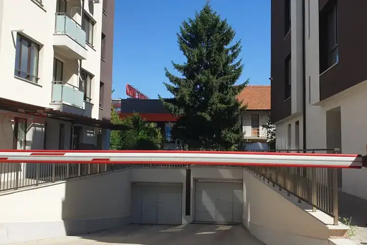 Гараж/Паркомясто в София, Манастирски ливади