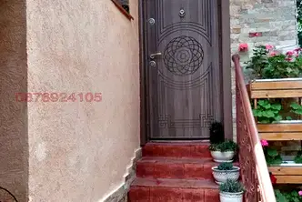 Четиристаен апартамент с отделен вход в Овча купел, София