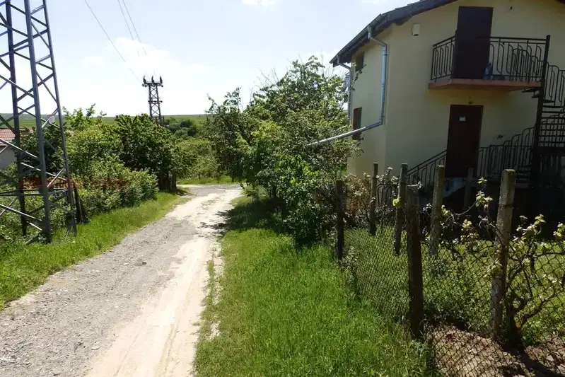 Парцел във Варна, м-т Крушките