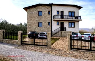 Многостаен апартамент в с. Лозен