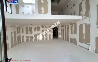 Партерен 4-стаен мезонет с двор в м-т Ален мак, Варна