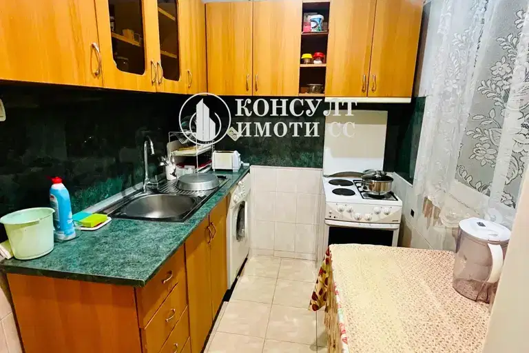4-bedroom apartment in Stara Zagora, Ayazmoto