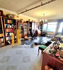 Четиристаен апартамент с просторен хол и две бани в Белите брези