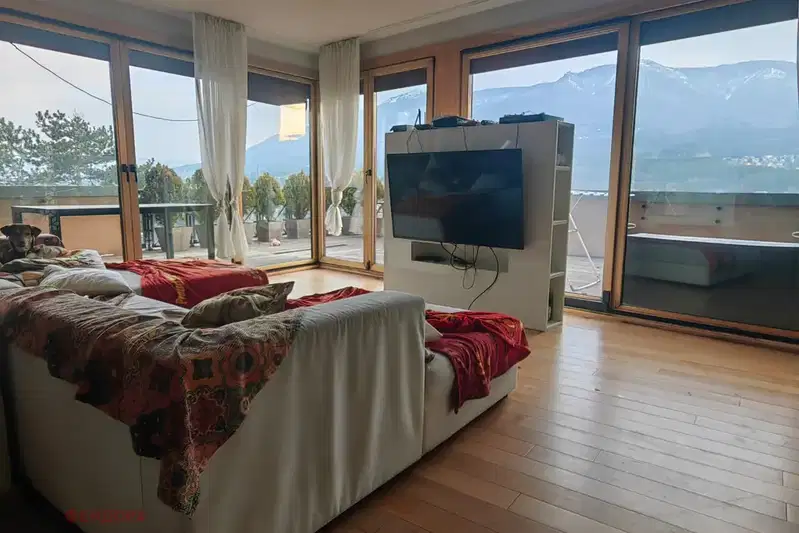 4-bedroom apartment in Sofiya, Boyana