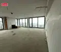 Снимка 2 — Просторен 4-стаен апартамент с морска панорама в Бриз, Варна