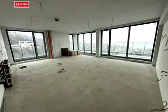 Просторен 4-стаен апартамент с морска панорама в Бриз, Варна