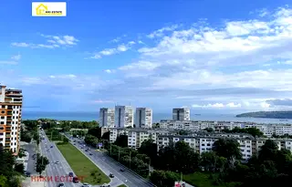 Просторен 4-стаен апартамент с морска гледка в Бриз, Варна