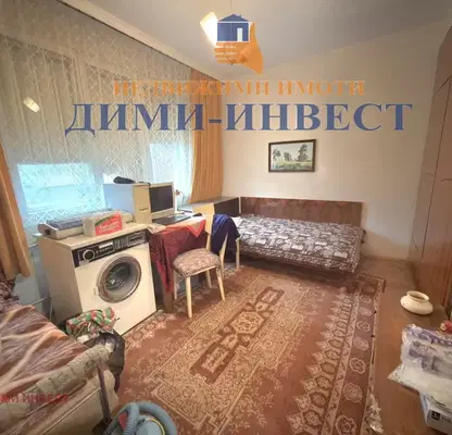Снимка 4 — Многостаен апартамент в Добрич, Център