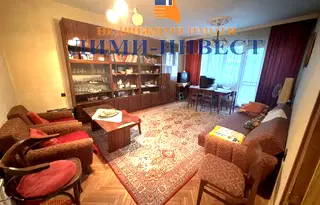 Многостаен апартамент в Добрич, Център