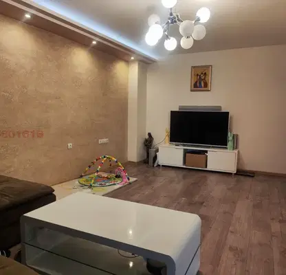 Photo 3 — Spacious 4-room apartment in the ideal centre of Yambol