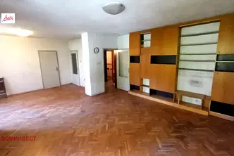Многостаен апартамент в Пловдив, Център