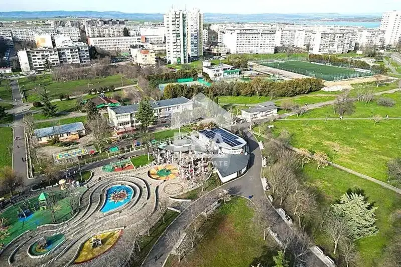 4-bedroom apartment in Burgas, Izgrev