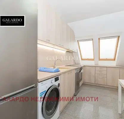 Снимка 3 — Многостаен апартамент в София, Изток