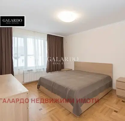Снимка 5 — Многостаен апартамент в София, Изток