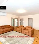 Многостаен апартамент в София, Изток