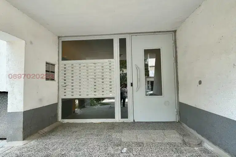 4-bedroom apartment in Sofiya, Krasno Selo