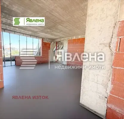 Снимка 3 — Многостаен апартамент в София, Кръстова вада