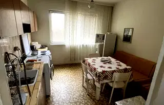 Четиристаен апартамент с две тераси в Кючук Париж, Пловдив