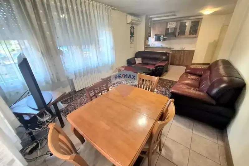 Four-room apartment with three bedrooms in Lyatno Kino Trakiya, Varna