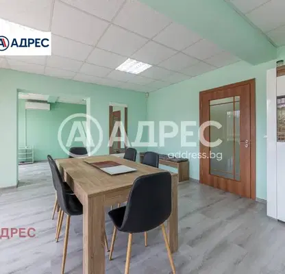 Снимка 5 — Просторен четиристаен апартамент с басейн в м-т Ален мак, Варна