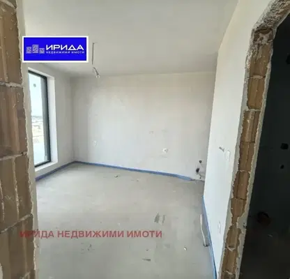 Снимка 5 — Просторен четиристаен апартамент с четири тераси в Манастирски ливади