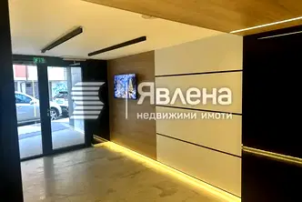 Четиристаен апартамент с функционално разпределение в Младежки Хълм, Пловдив