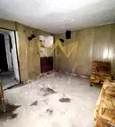 Четиристаен апартамент със самостоятелни входове в Оборище