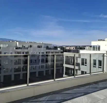 Снимка 5 — Многостаен апартамент в Пловдив, Остромила