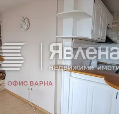 Снимка 2 — Многостаен апартамент във Варна, Победа
