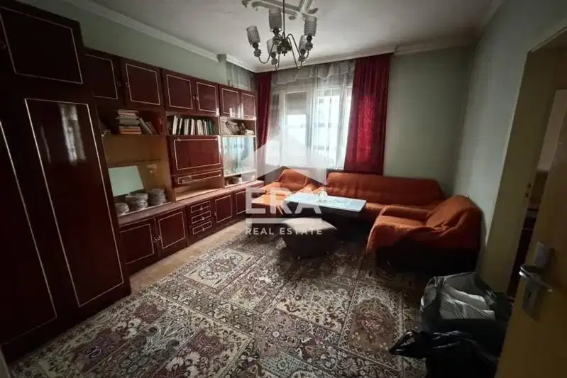 Многостаен апартамент в Хасково, Промишлена зона - Изток