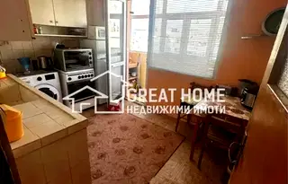 Многостаен апартамент в Търговище, Запад 2
