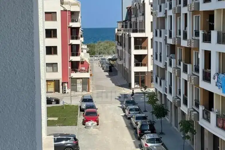 Многостаен апартамент в Бургас, Поморие