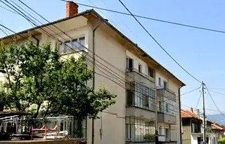 Многостаен апартамент във Враца, Мездра
