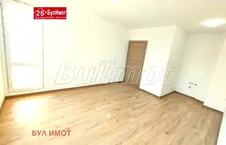 Двустаен апартамент в Кайсиева ина